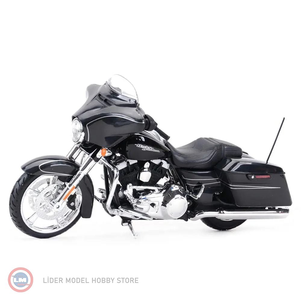 1:12 Maisto 2015 HARLEY-DAVIDSON STREET GLIDE