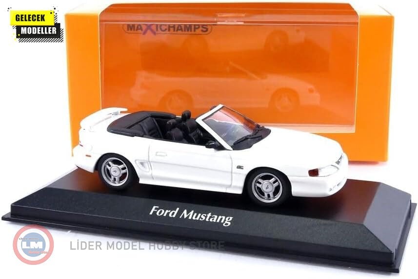 1:43 Maxichamps 1994 Ford MUSTANG CABRIOLET