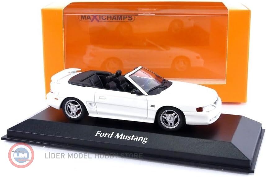 1:43 Maxichamps 1994 Ford MUSTANG CABRIOLET
