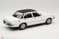 1:18 MCG 1972 Opel Commodore B