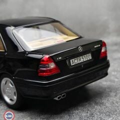 1:18 Norev 1993 Mercedes Benz C36 AMG Obsidian Black