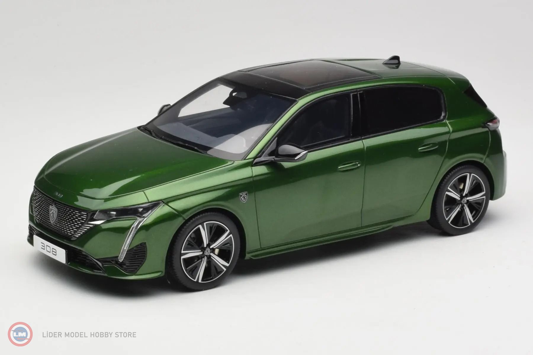 1:18 OTTO 2022 Peugeot 308 GT Olive Green