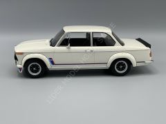 1:18 1973 BMW 2002 Turbo