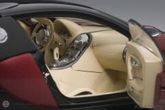 1:18 Bugatti Veyron 16.4 Production Car #001 (2006)