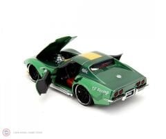 1:24 Chevrolet Corvette Stingray With Cammy Figure