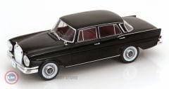 1:24 1959 Mercedes Benz 220 (W111)