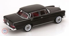 1:24 1959 Mercedes Benz 220 (W111)
