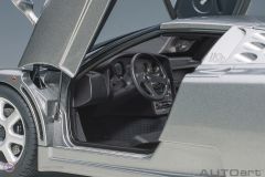 1:18 Bugatti EB110 SS Gümüş