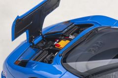 1:18 Bugatti EB110 SS Mavi