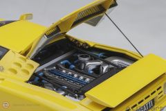 1:18 Bugatti EB110 SS Sarı