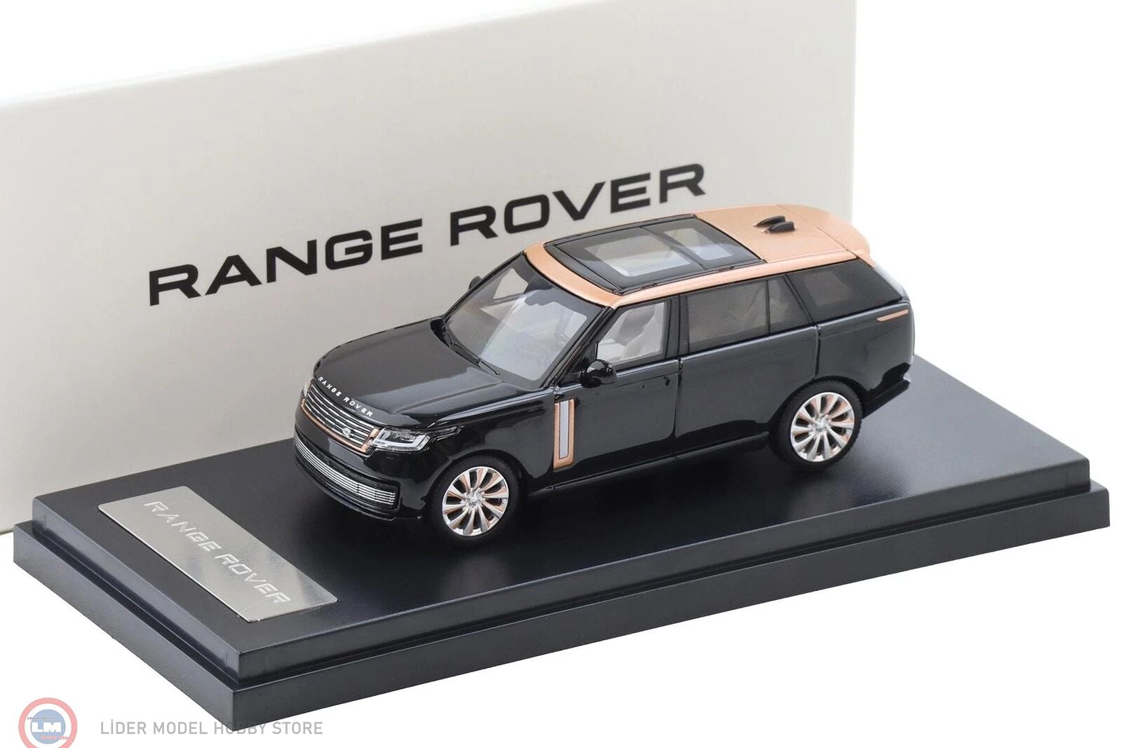 1:64 LCD Land Rover Range Rover SV Serenity