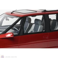 1:18 Otto 1991 Renault Espace RXE V6i Rogue Malaga