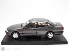 1:24 1987 Opel Senator B