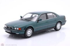 1:18 KK Scale BMW 740i E38 (1994) - green met