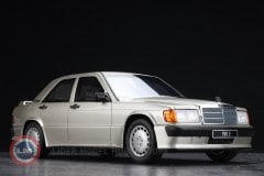 1:18 1993 Mercedes Benz W201 190E 2.5 16S
