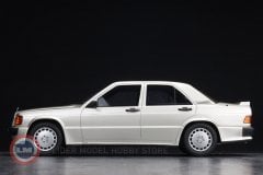 1:18 1993 Mercedes Benz W201 190E 2.5 16S