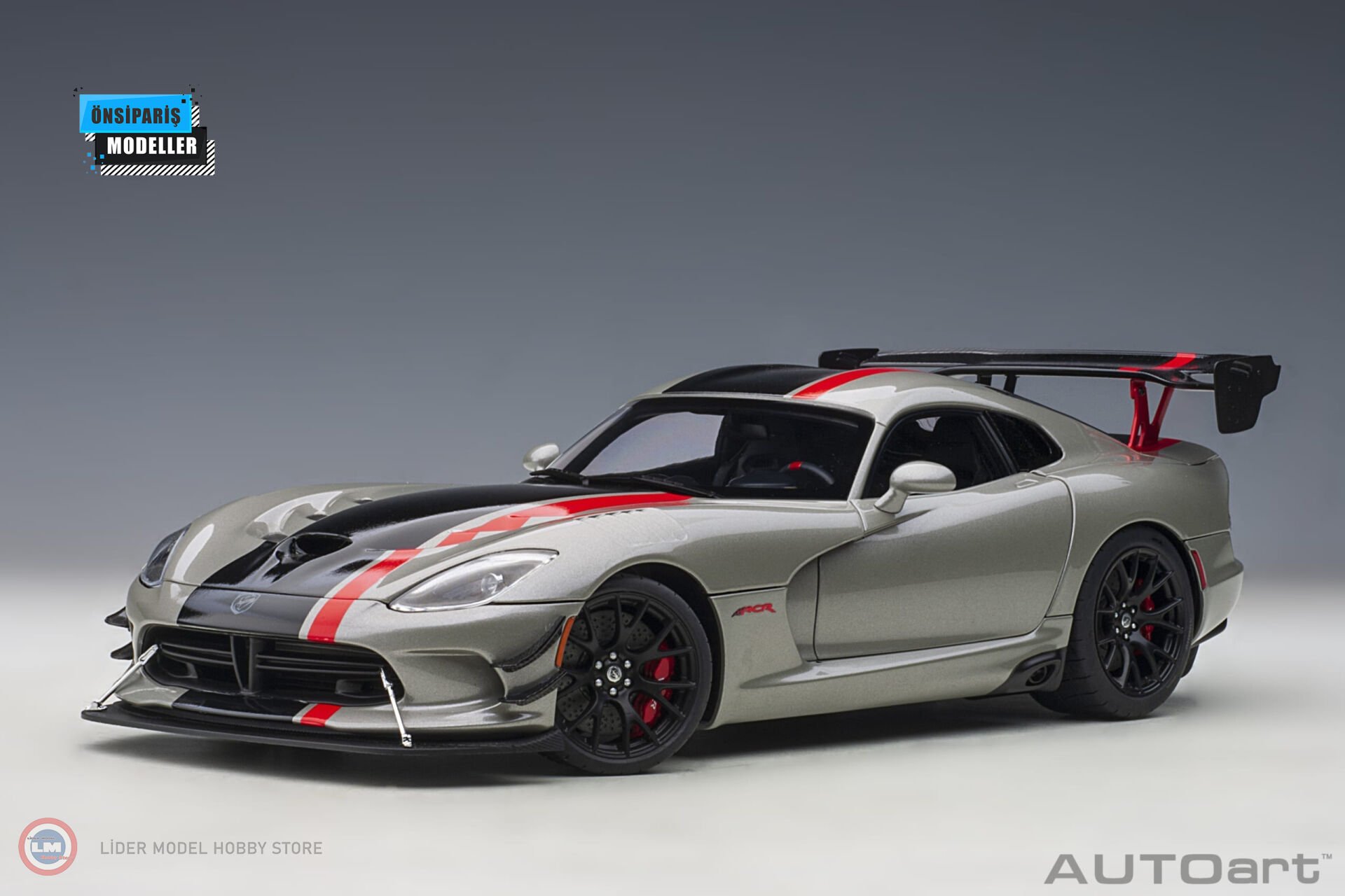 1:18 Dodge Viper GTS-R Commemorative Edition ACR 2017 Gümüş