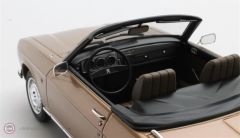 1:18 Cult Scale 1973 Peugeot 304 Cabriolet