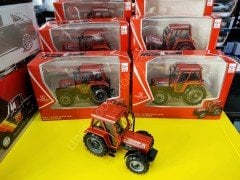 1:24 Tümosan 8095 Traktör