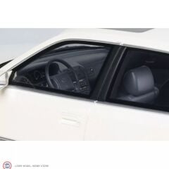 1:18 Otto Lexus LS 400 Diamond 051 (1992) White Pearl