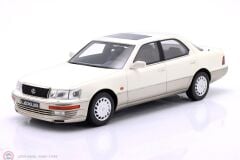 1:18 Otto Lexus LS 400 Diamond 051 (1992) White Pearl