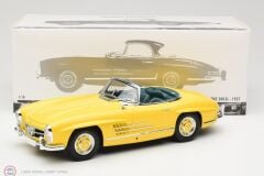 1:18 Minichamps Mercedes Benz 300 SL ROADSTER (W198) 1958 - YELLOW with HARDTOP