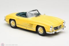 1:18 Minichamps Mercedes Benz 300 SL ROADSTER (W198) 1958 - YELLOW with HARDTOP