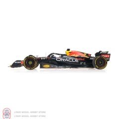 1:18 Minichamps 2022 Redbull ORACLE RACING RB18 Formula 1 - MAX VERSTAPPEN