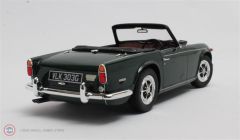 1:18 Cult Scale 1967 Triumph TR5 P.I