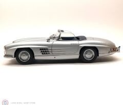 1:18 Minichamps 1957 Mercedes Benz 300 SL ROADSTER (W198)