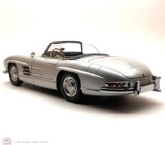 1:18 Minichamps 1957 Mercedes Benz 300 SL ROADSTER (W198)