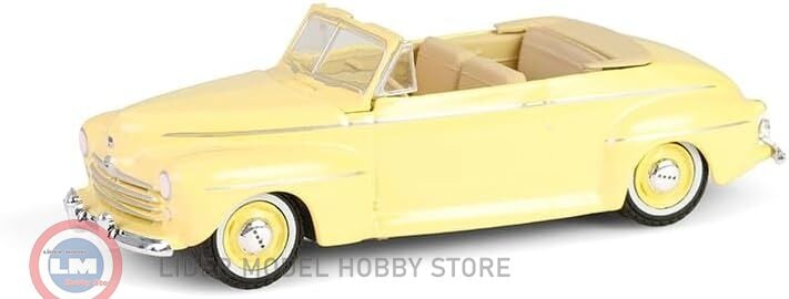1:64 Greenlight 1947 Ford Super De Luxe Convertible Club Coupe Karate Kid
