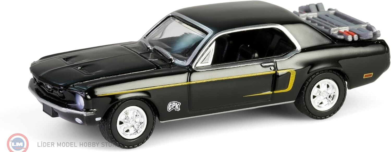 1:64 Greenlight 1968 Ford Mustang Coupe With Trunk Mounted Ski Rack And Skis Ski Cliff