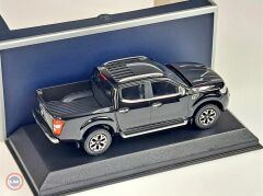 1:43 2017 Renault Alaskan