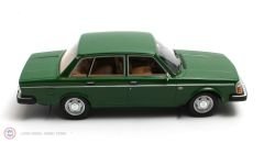 1:18 Cult Scale 1975 Volvo 244DL