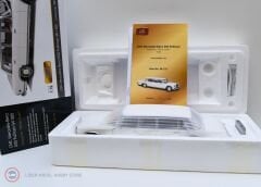 1:18 1969 Mercedes Benz S600 Pullman W100 White Swan