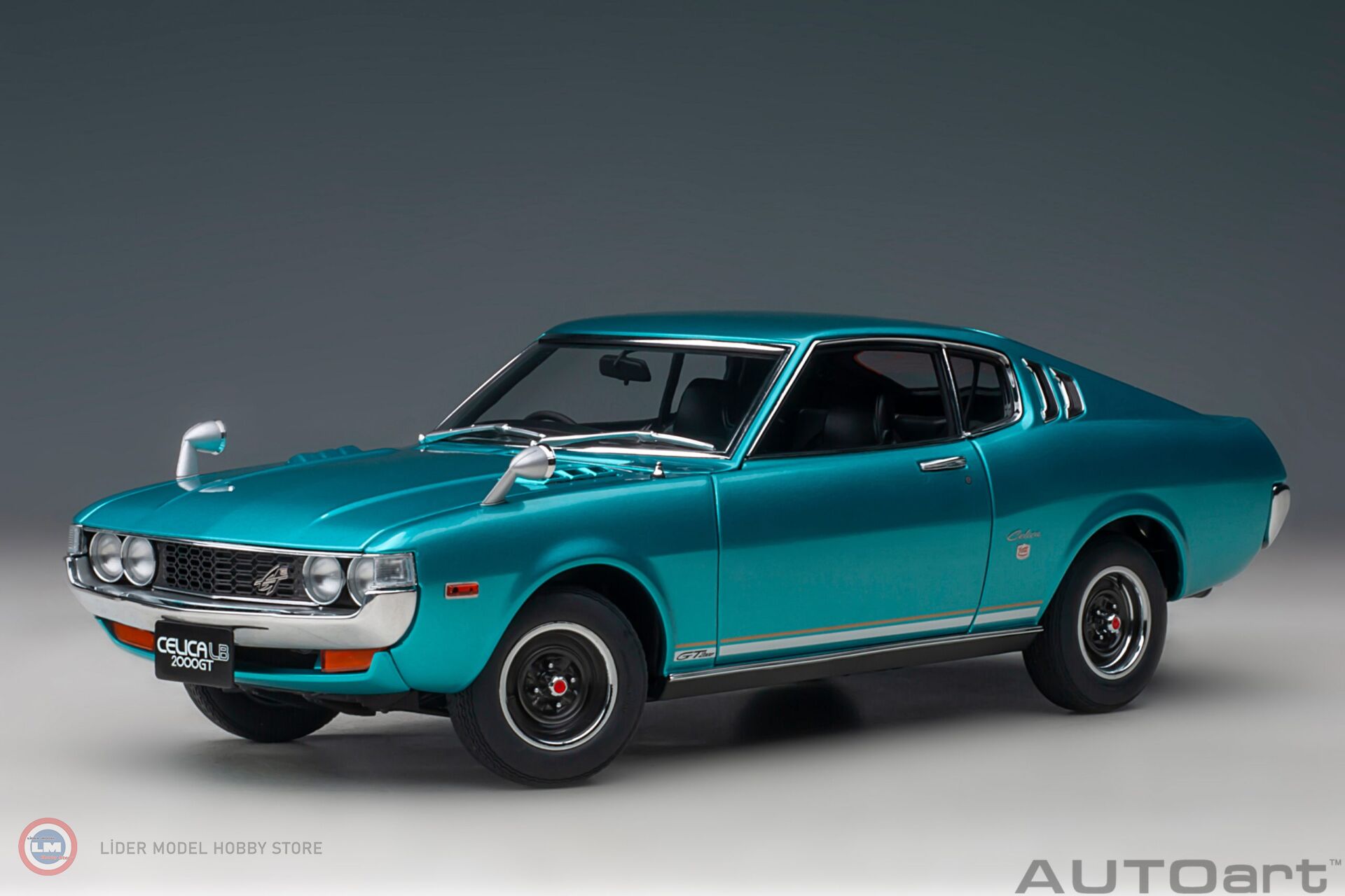1:18 1973 Toyota Celica Liftback 2000GT (RA25) (Turquoise Blue Metallic)