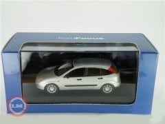 1:43 2001 Ford Focus