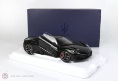 1:18 Maserati MC20 Black Enigma
