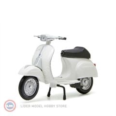 1:18 1969 Vespa 50 Special - Motosiklet