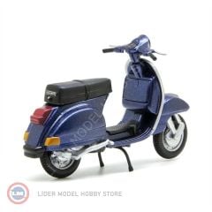 1:18 1978 Vespa P150X - Motosiklet