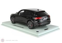 1:18 Maserati Grecale Trofeo Black