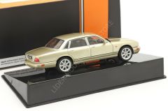 1:43 1998 Jaguar XJ8 (X308)