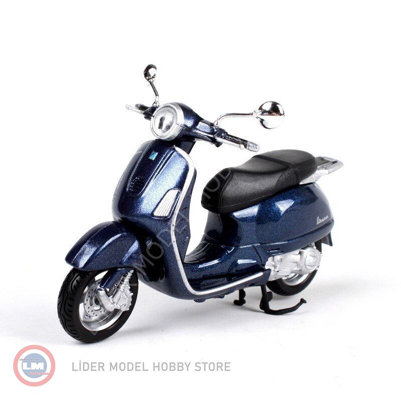 1:18 2003 Vespa Granturismo - Motosiklet