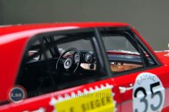 1:18 GOC Model Mercedes Benz AMG 300 SEL 6.8 W109 #35