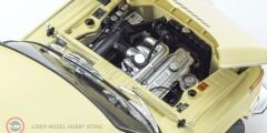 1:18 Kyosho 1972 BMW 2002 Tii