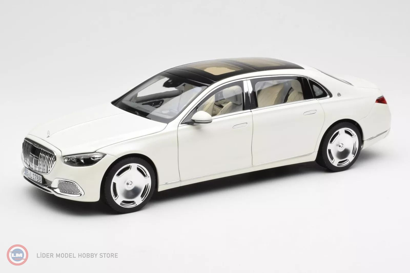 1:18 Norev 2021 Mercedes Benz Maybach S Class S680 4MATIC