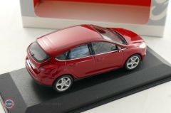 1:43 2011 Ford Focus 5 door