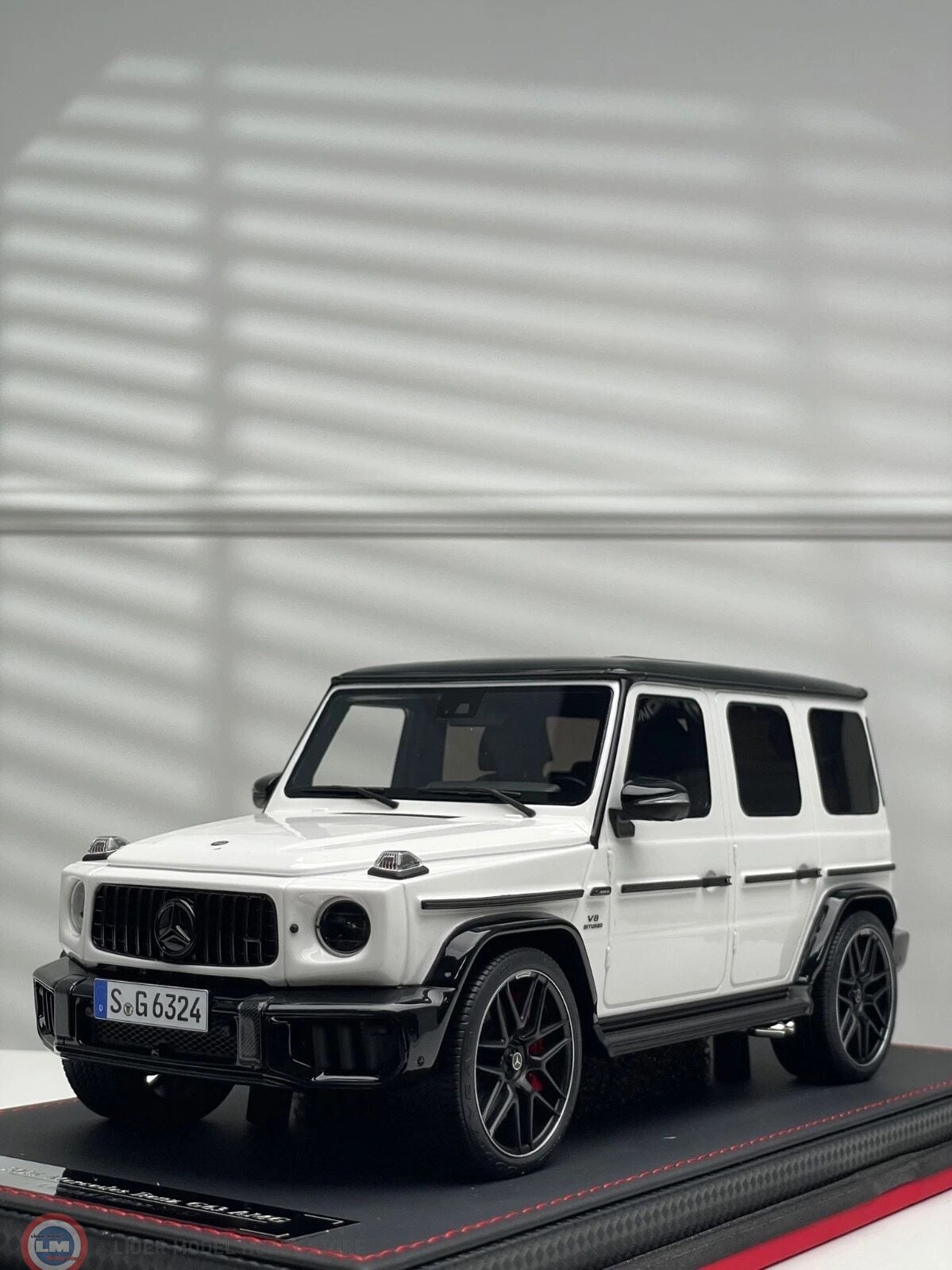 1:18 BBA Mercedes Benz G63 AMG 2025 Panda White