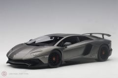 1:18 Lamborghini Aventador LP750-4 SV